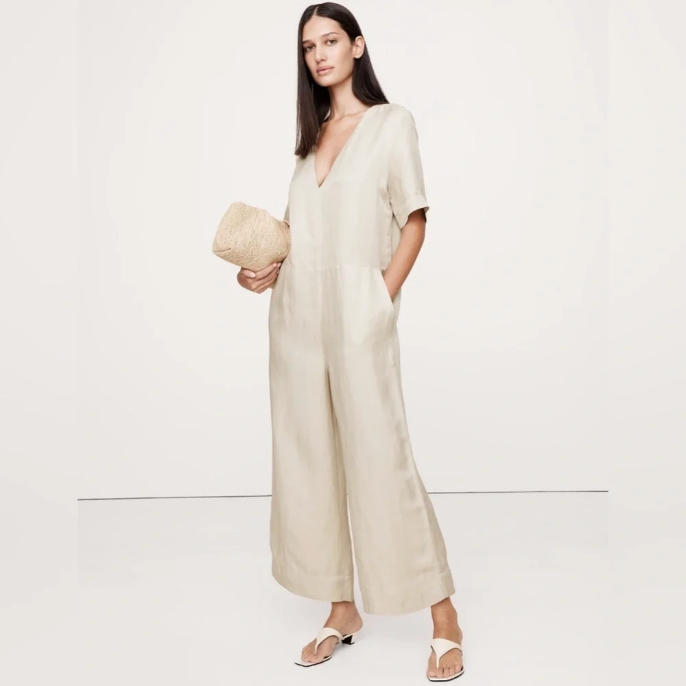 NWT! Banana Republic Natural Beige Viscose Linen Wide Leg Jumpsuit - XL ✈️